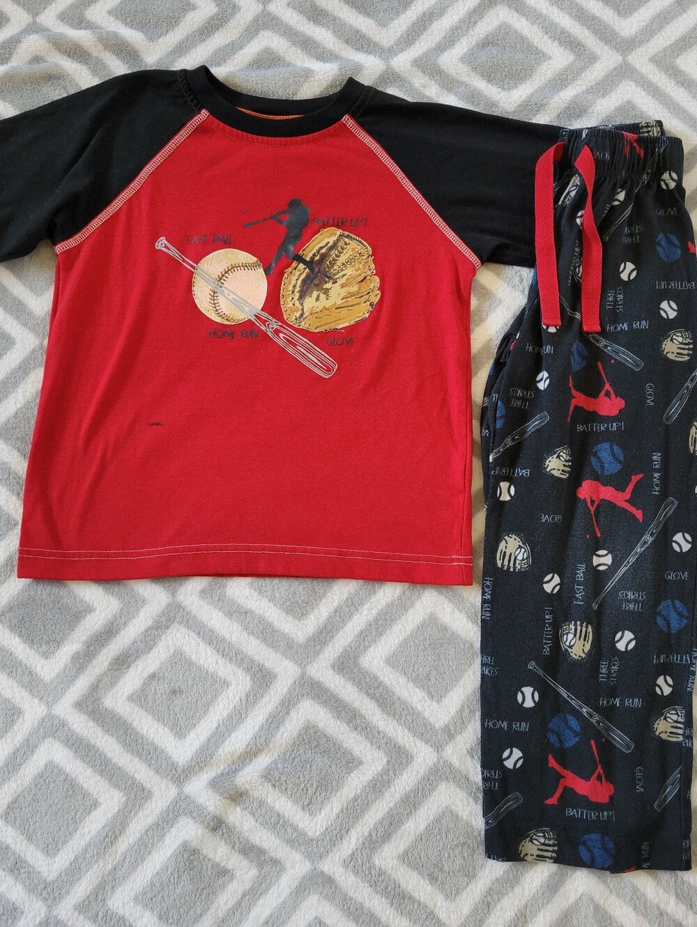 Boys size 4-5 Pajama Set - Red & Black